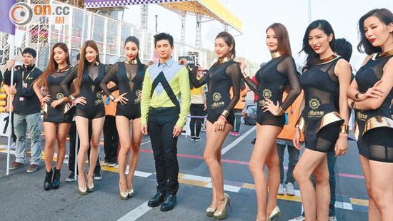 ����¡��������������Ů��Χȫ����Ӳ��ͼ��