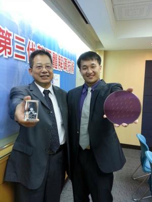 ��ѧ�����о�������ڿ�����̨����ز������ط�