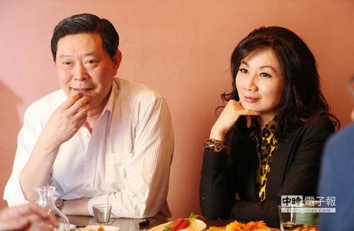 ��ǻ԰칫�����α������������ع�����Ů��ԭ��