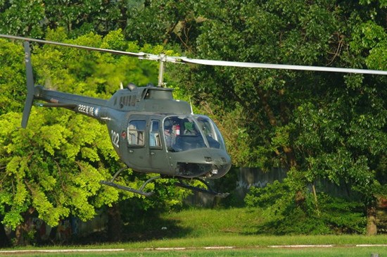 ̨½�����ز�2��ֱ������ײ��������