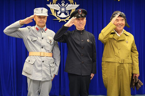 ���սʤ��70����̨�帴�ư濹ս��װ���ࣨͼ��