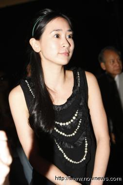 王文洋儿媳小腹微微隆起友人透露已怀孕5个月