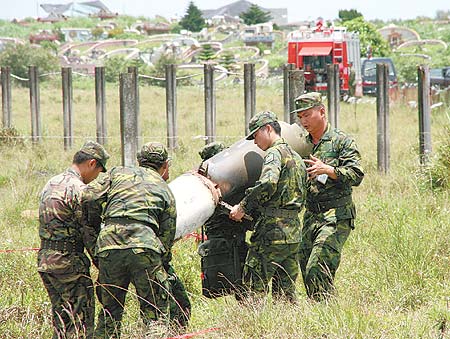 (图:台湾《中国时报》)中新网5月17日电 台军汉