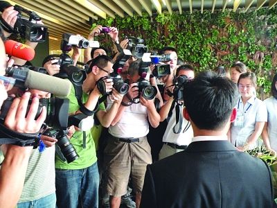 ��������ʽǩԼ�¹�굱���Ӵ���������ǣ�ͼ����2��