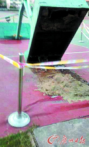 ��һѧ���������ܱ�ѹ��У�������豸ʧ�ޣ�ͼ����2��