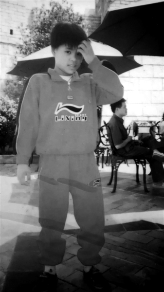 �Գ���ĸ��:��������ѹ��̫��ֻ��Ů�����չ�