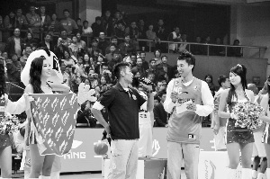 �ֵ���̾CBA�ֳ�̫�𱬣���û��ô�����ԣ�ͼ��