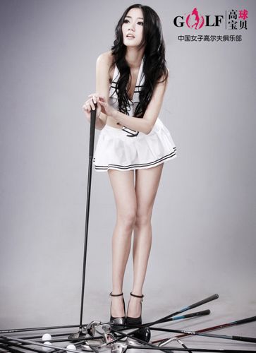长腿mm孔燕松,孔瑶竹姐妹加盟高球宝贝,参与拍摄了中国女子高尔夫