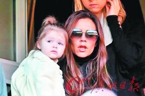 ��ɩ��С�ߡ��ʻ��ס����ھ���Ů���ӽ���������