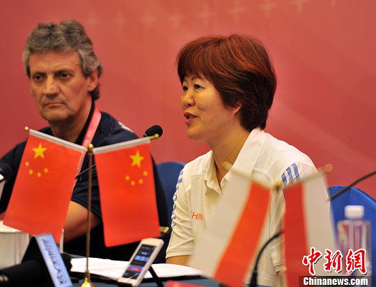 ����Ů�Ŵ����人վ����ƽǿ��������Ա���۾���