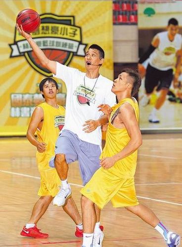 林书豪回台湾想念夜市感叹因下雨没机会去(图)