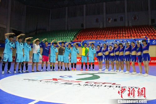 ������������������Ļ�����ӽ�����׸ж�ȫ��