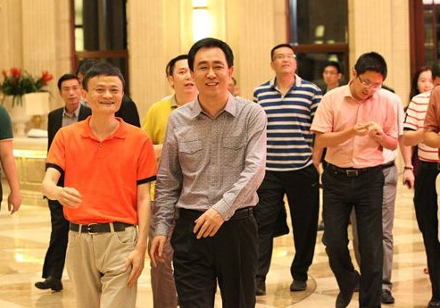 ����Ͱ��չ����������ֲ�50%��Ȩ��ֵ12��