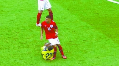 Ӣ����������Ų���ϥ������ʹ�൹�أ�ͼ��