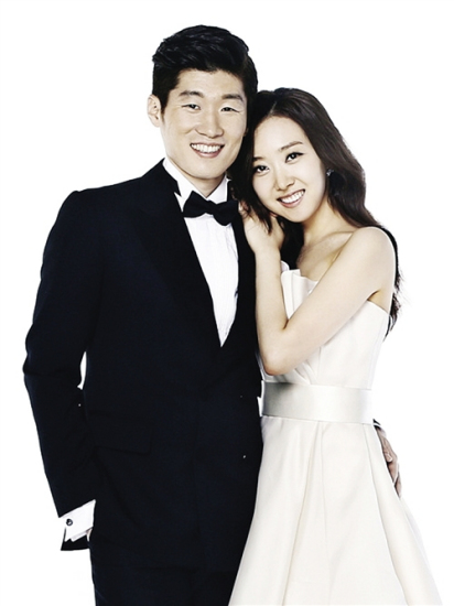 �����Ǵ��ӭȢ��Ů���������ϸ���������ͼ��