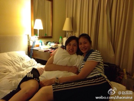 赵蕊蕊晒与周苏红合影:12年光阴友情不变(图)