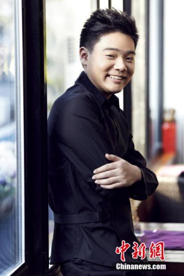 �˶�Ա���ɻ���Щ�£�Ҧ�����Ҷ��ˮ��˧�ſ�