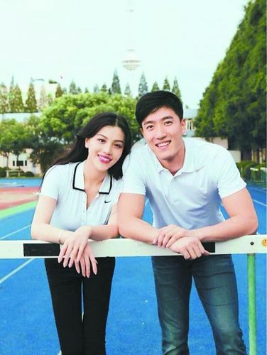 刘翔与女友领证结婚婚房有准备还和父母住(图)