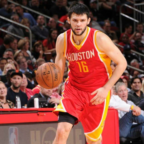 火箭球员帕帕尼古拉乌神似至尊宝 网友:要火(图)