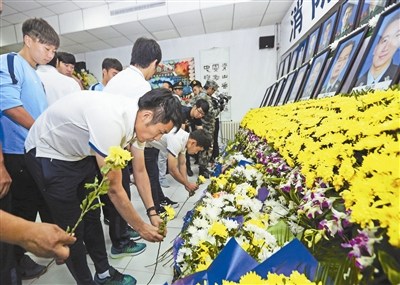 ̩�ｫʿ�����¹����������ٱ�����ʤ����οӢ��