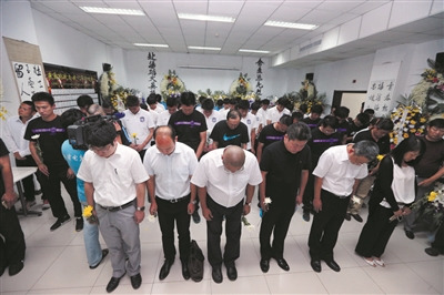 ̩��ȫ�Ӽ�����������ԱΨ��ʤ��ο���ϼ�Ӣ��