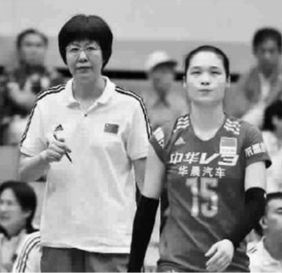 ����һ����ɫ�״�����Ů�����籭����ƽ�佱