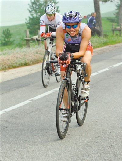 ˽���ϰ�䳬������12Сʱ18����ɡ���������ս