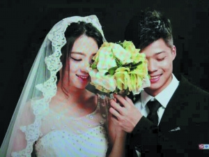 �ձ�����ɴ���ع�Ů��Ц�������Ҹ��б��ͼ��