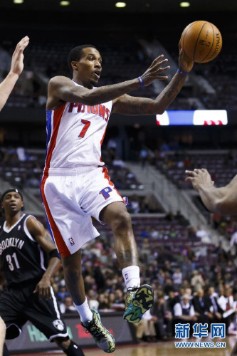 �󷶣�ղ��˹�����μ�ȫ��ѵ����ʥ��ǰ�󸴳�