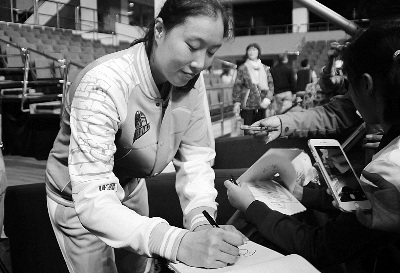 ����Ů�����ܡ����������װܽ�7���ϳ����ܳ�����