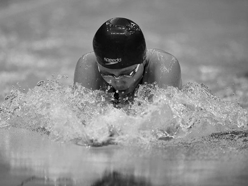 �й���Ӿ���ǰ�ҹ�������������ֳ�����֮��