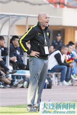 ��ǰ������˧��ִ�̴���һ���ܾ�����ŷ��ǩԼ