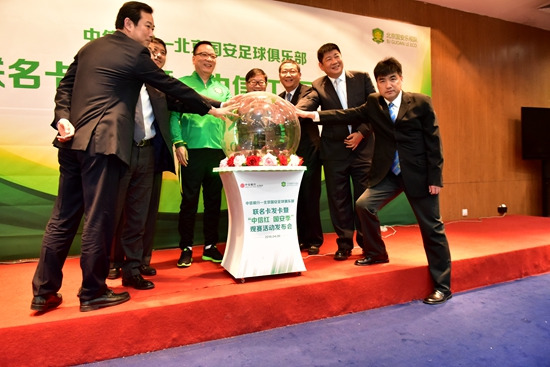 �����Ƴ��������п�Ч���������ۼ�һ����������