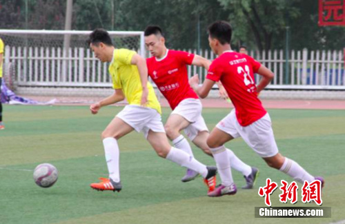 JFC�����19�����������ս����Ů���еǳ�����