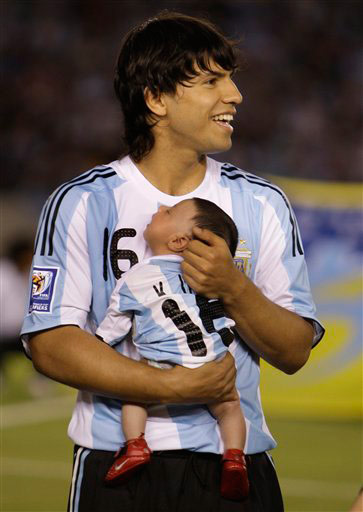 【点击查看其它图片】   中新网6月2日电 不是"最年轻的阿甲球员",也