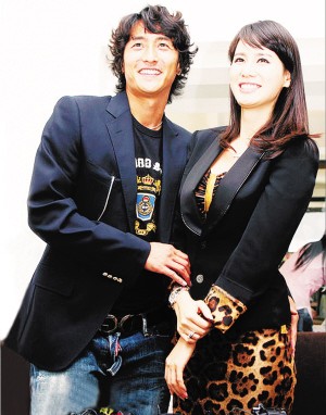 安贞焕,李惠媛夫妇.