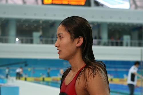 中国游泳运动员陈燕燕:上午决赛不适是心态问题