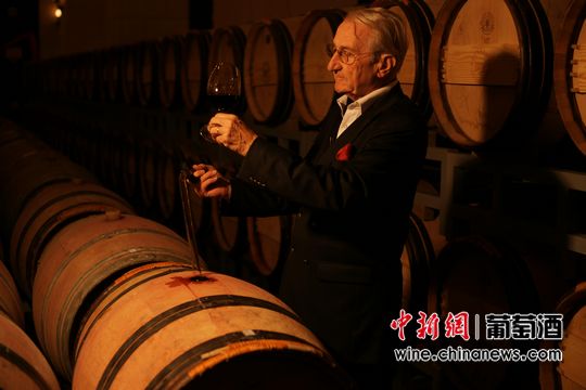 �����г���ľͰ��������������ͼ��