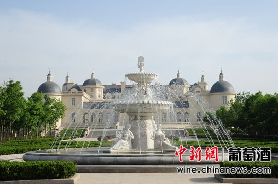 �λ�ˮ�ϾƳǱ�:������ԣĦ����ʮ����ׯ԰֮��