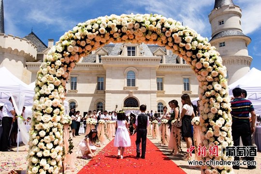 张裕葡萄酒主题游丰富多彩日臻成熟(组图)(2)