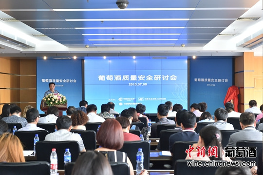 ���½�����˹���ѾƲ���������ʶ���������о����ء����