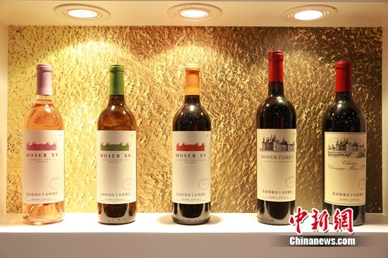 “投资骑士”罗杰斯在新加坡举办私人盲品会