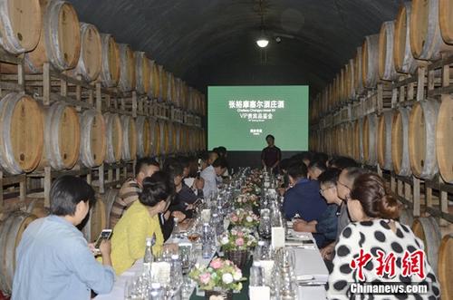 张裕百年地下大酒窖:领略舌尖味蕾的顶级享受