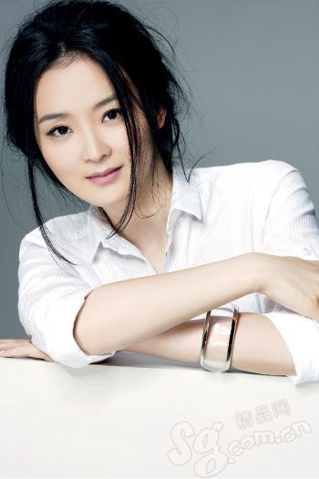 王艳成豪门生活公众符号 自称"豪门不是女星雷池"