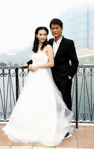 张柏芝复出之作首次曝光 谢霆锋探班成最大安慰