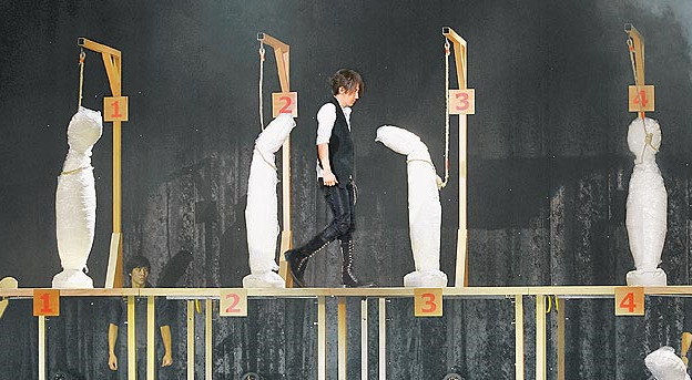 刘谦表演上吊秀时,心中曾闪过不祥预