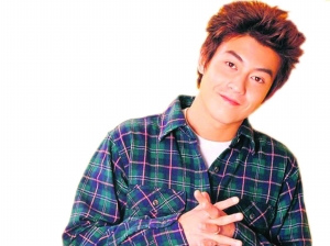 据香港媒体报道,张柏芝2008年初因"艳照门"事件和陈冠希反目成仇 