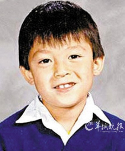 图揭明星童年李亚鹏王菲天生般配周星驰喜感十足11