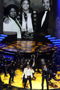 �ܿ�ѷ��ǰ�����������ȥ�������꾻׬4����Ԫ