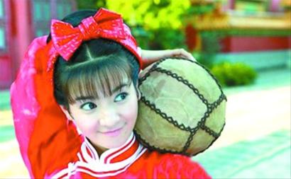 ���ɲ������ɻ��������ţ�����������С���ӵ�Ѫ